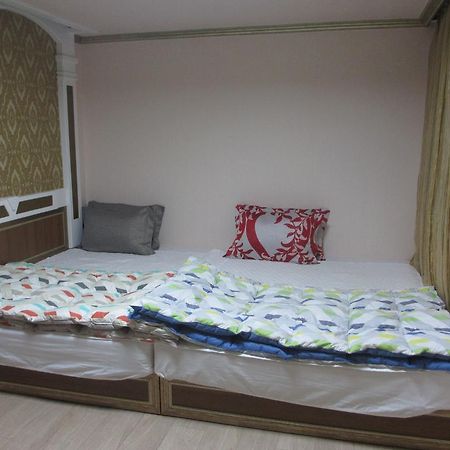 Moiri Guesthouse ยอซู ภายนอก รูปภาพ