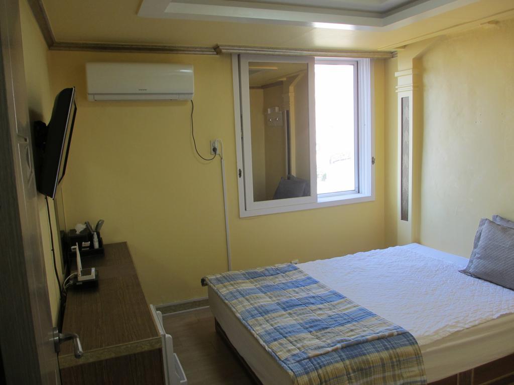 Moiri Guesthouse ยอซู ภายนอก รูปภาพ
