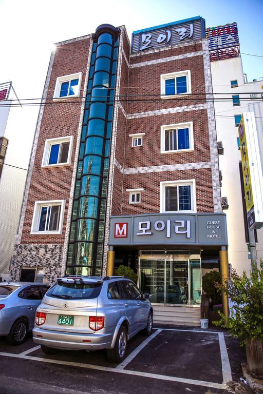 Moiri Guesthouse ยอซู ภายนอก รูปภาพ